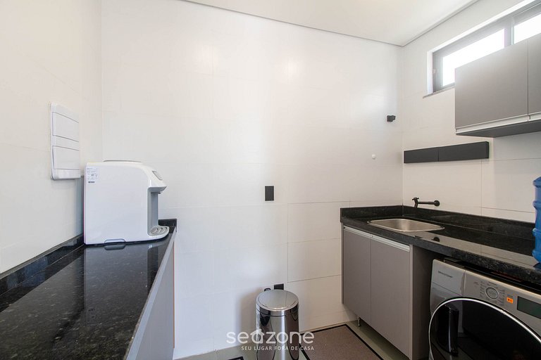 Apto em cond. c/ piscina a 350m da Praia PRY0002