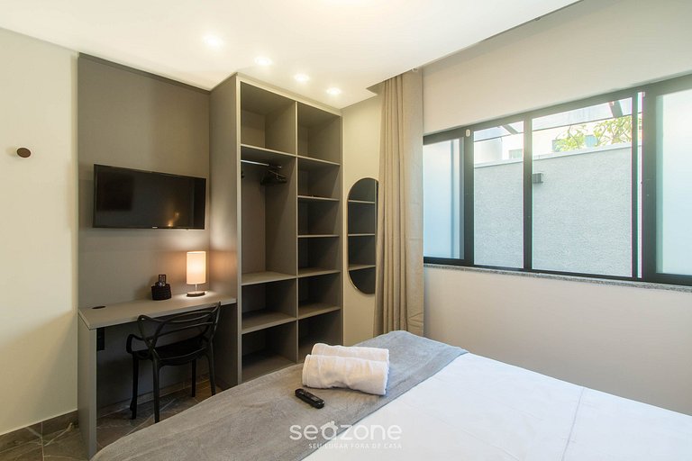 Apto em cond. c/ piscina a 350m da Praia PRY0002