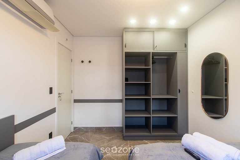 Apto em cond. c/ piscina a 350m da Praia PRY0002