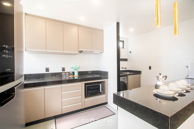 Apto a 350m da Praia em cond. c/ piscina PRY0003