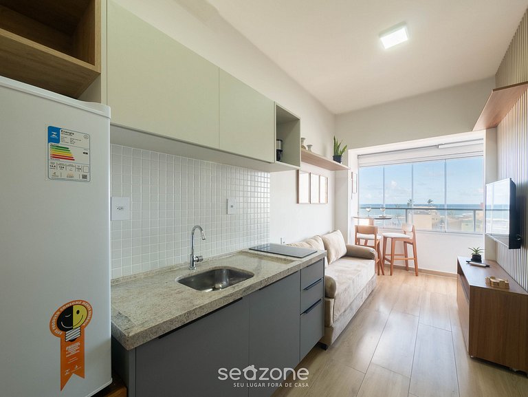 Apto c/ vista lateral al mar 70 m de playa SMA0407