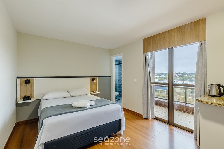 Estúdio em cond. c/ Piscina UPP0517