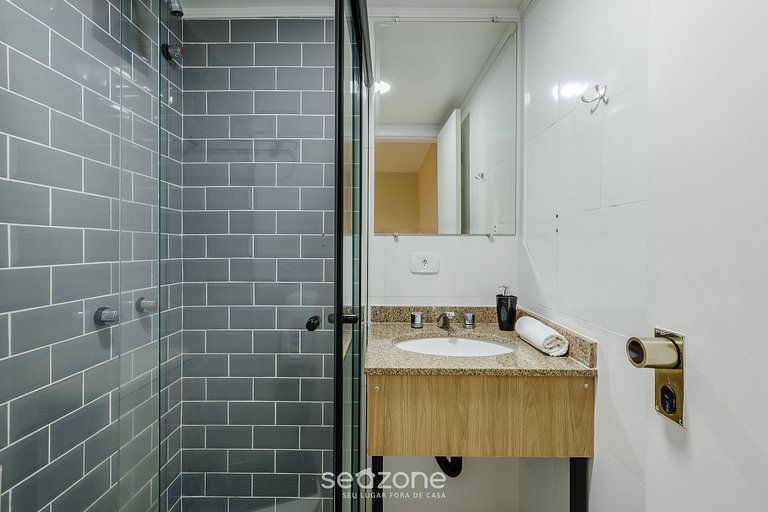 Studio moderno c/ varanda em Curitiba - UPP0513