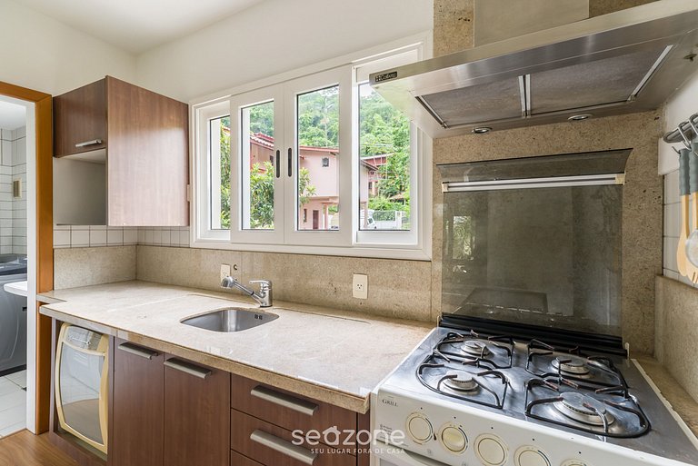 Hermoso Apartamento con Parrilla CRM0212