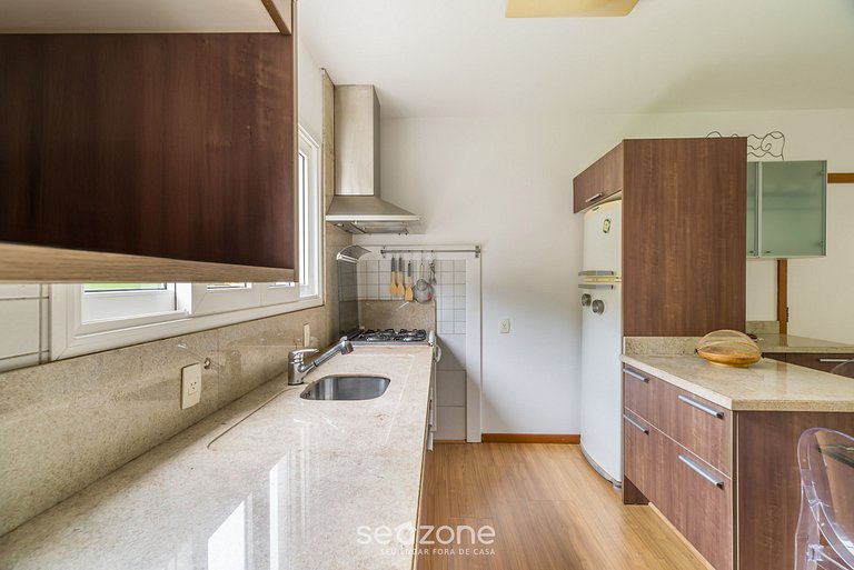 Hermoso Apartamento con Parrilla CRM0212