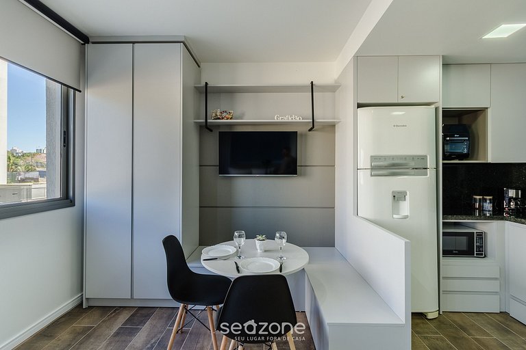Conforto moderno em POA, cond. c/ academia MCP0213