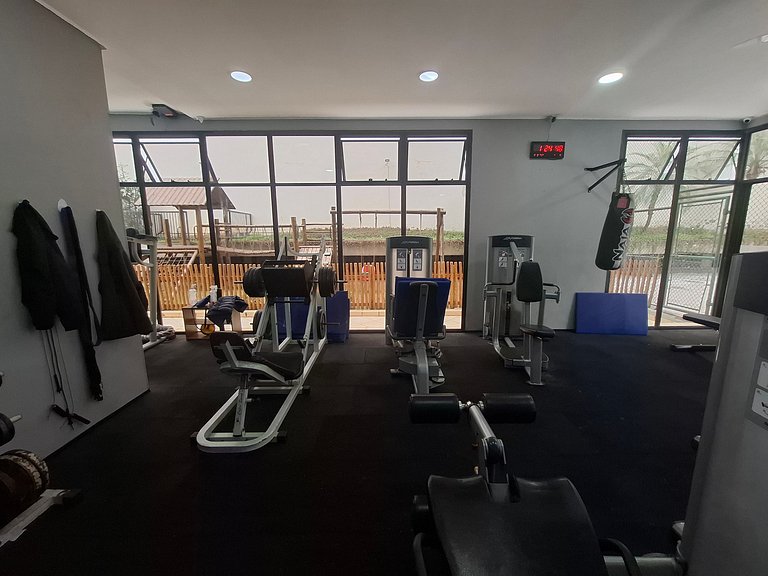 Apto em cond. c/ piscina, 500m da Paulista TNP0713