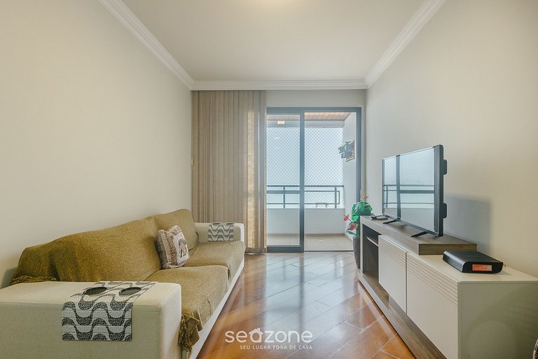 Dpto. frente a la Plaza Gov. Celso Ramos RMI1101