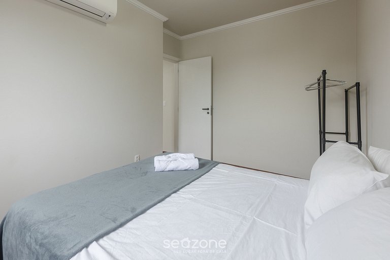 Dpto. frente a la Plaza Gov. Celso Ramos RMI1101