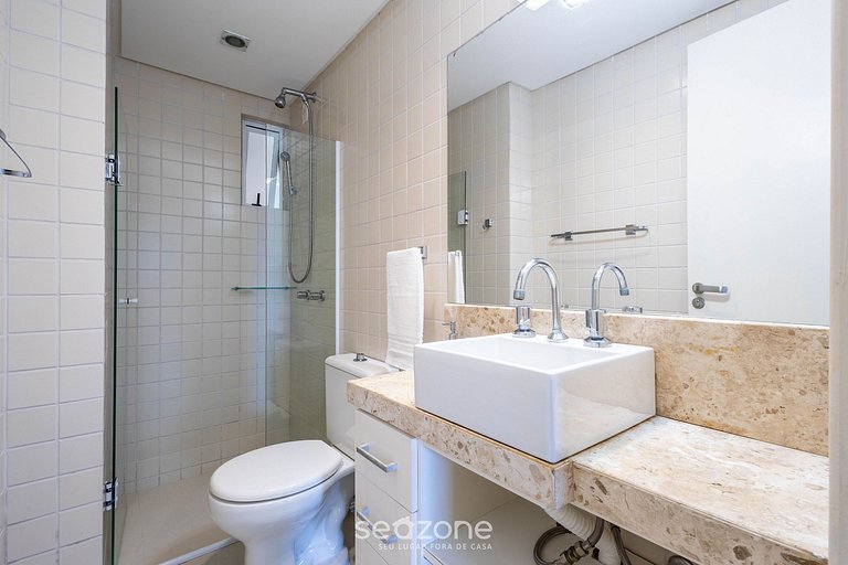 Apto 3 Quartos a 100m da Praia ERM0102