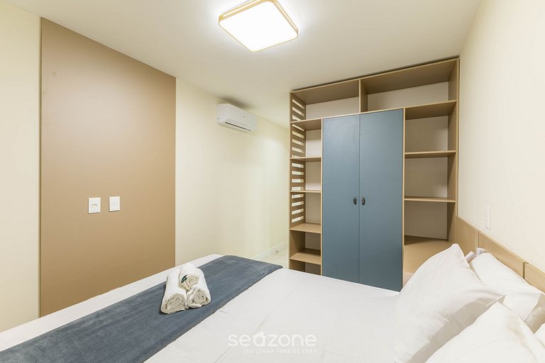 Apto em Cond. c/piscina a passos do Mar - PET0011