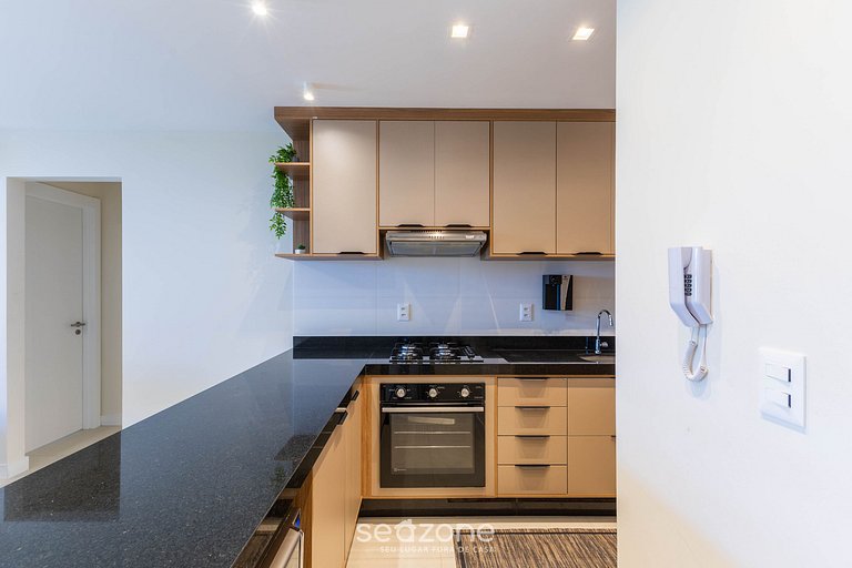 Apt en Cond. con piscina a pasos del mar PET0011