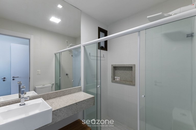 Apt en Cond. con piscina a pasos del mar PET0011