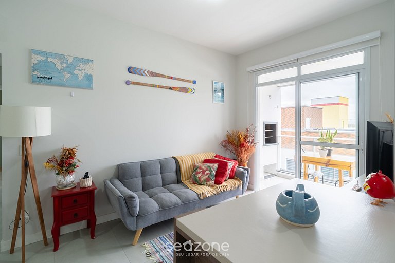 Apto c/ Churrasqueira no Campeche CLC0104