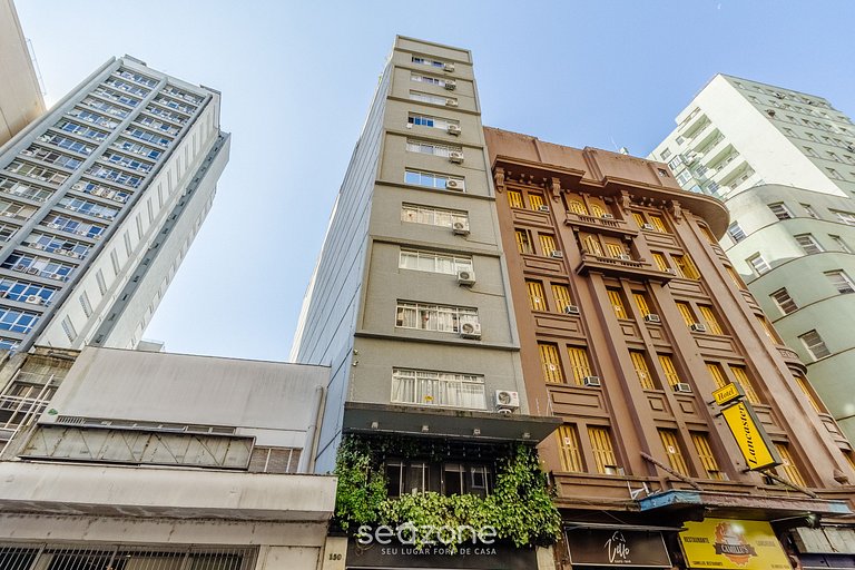 Studio no centro histórico de PoA ELS1103