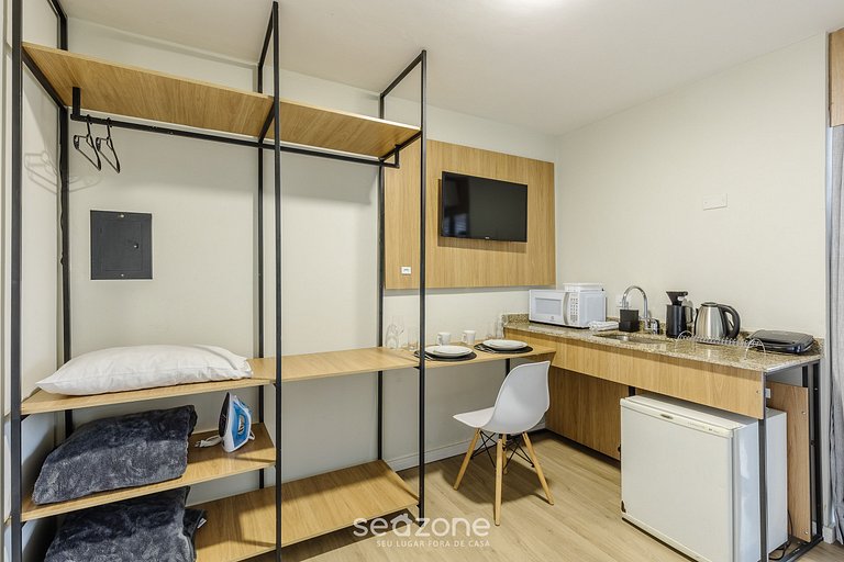 Estudio con balcón en edificio con sauna - UPP0604