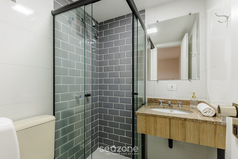 Estudio con balcón en edificio con sauna - UPP0604