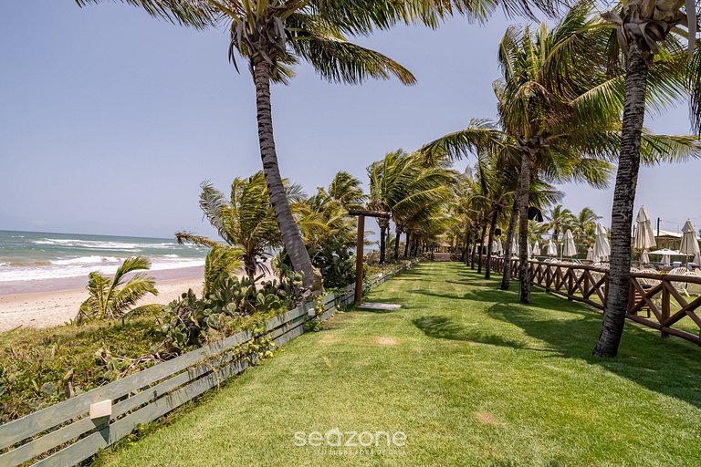 Apto em cond. beira-mar com piscina - GSH2101