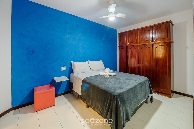 Apto c/ varanda a 190m do Farol da Barra CSF0303