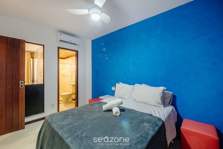 Apto c/ varanda a 190m do Farol da Barra CSF0303