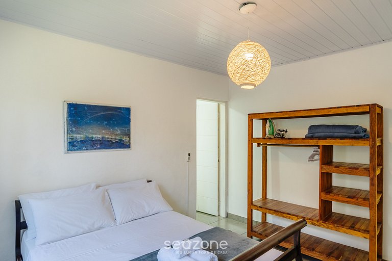 Casa c/ piscina e churrasq. em Itamambuca CPI0130