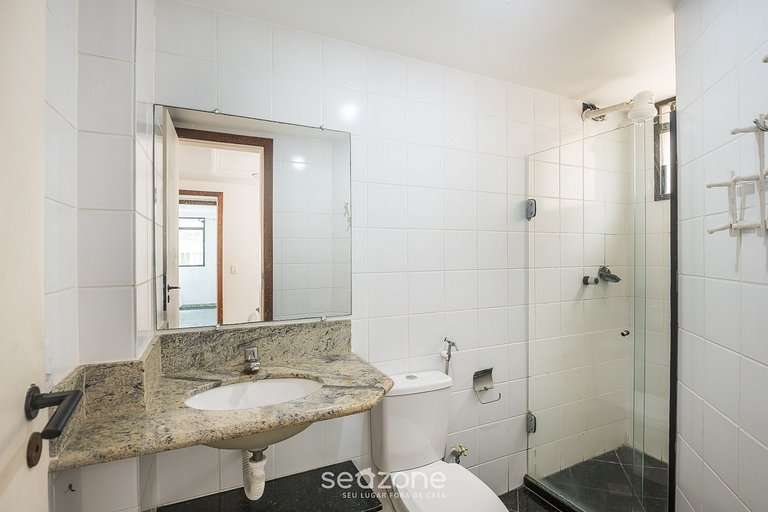 Apto 4 QTS à beira-mar na Praia do Morro - CEA0401