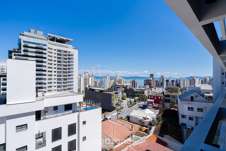 Apto c/ varanda e churrasq. a 800m do Mar CLG0408