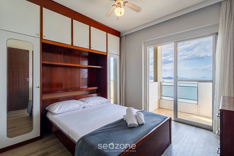 Apto con balcón y vista al mar de BC CET2001