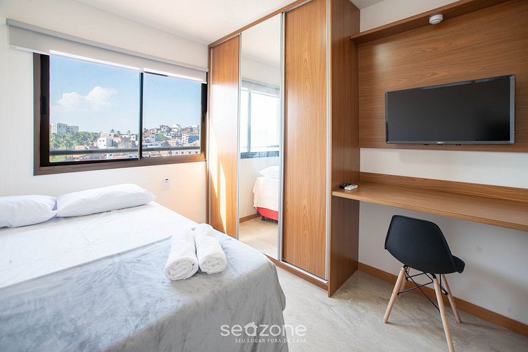 Estudio Moderno con Piscina SOA0705