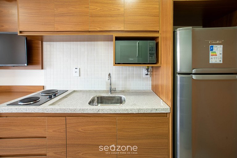 Estudio Moderno con Piscina SOA0705