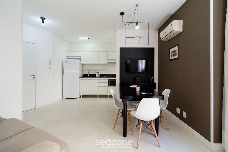 Studio em cond. c/ piscina a 850m da Praia RRI0106