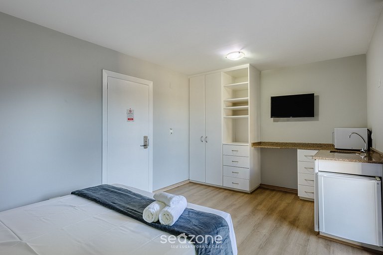 Studio en cond. con piscina UPP0102