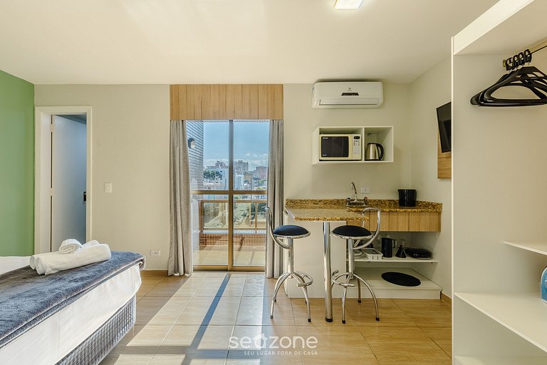 Studio em cond. c/ piscina e academia - UPP0505