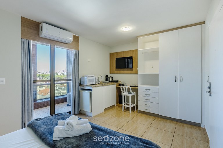 Estudio completo en condominio c/ piscina UPP0515