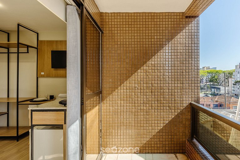 Estudio en condo. c/ piscina en Alto da XV UPP0512