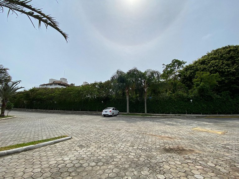 Aptos en Condominio a 40 metros de la Playa de Bombinhas - B