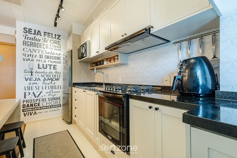 Apto c/ Churrasq. em Cond. Beira-mar VAC0203