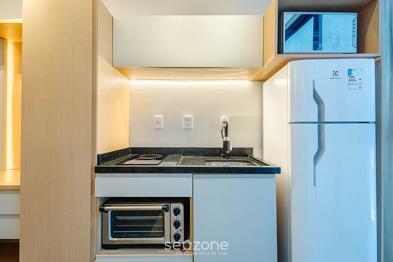 Estudio con vistas urbanas cerca del mar - BSO0103