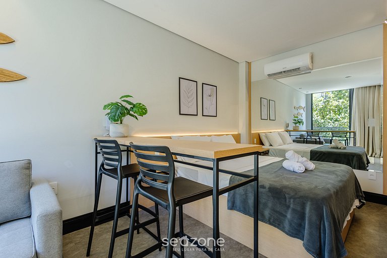 Studio with balcony near Praia Brava BSO0107