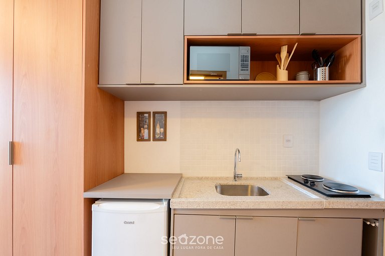 Studio Moderno a 160m do mar em prédio SAA0321