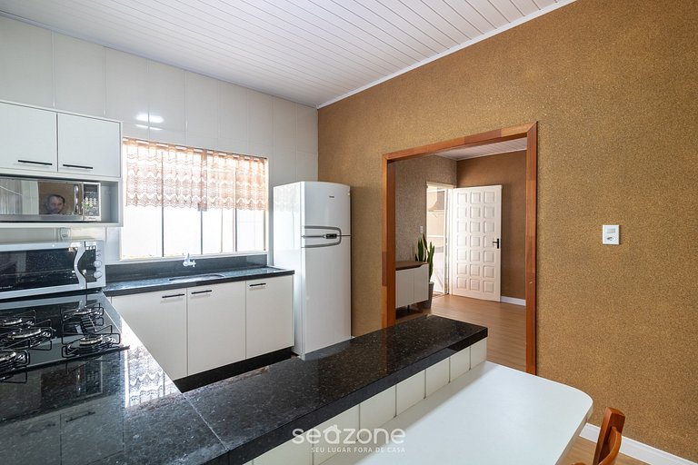 Casa 4 Qts c Piscina, 500m do Beto Carrero JRS0130