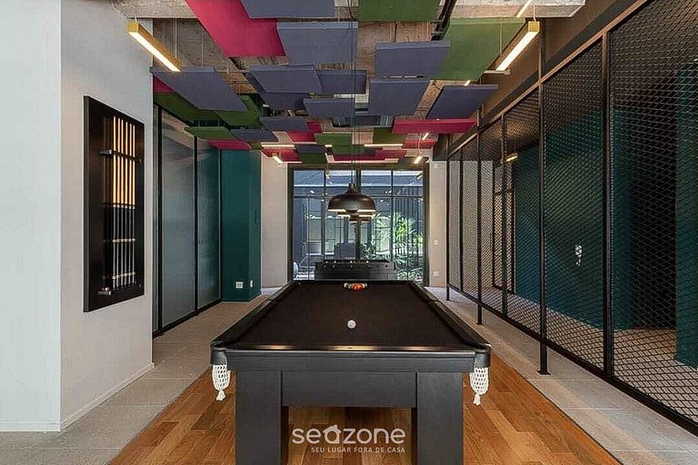 Acomodações modernas e completas prox. ao metrô e a Praça da