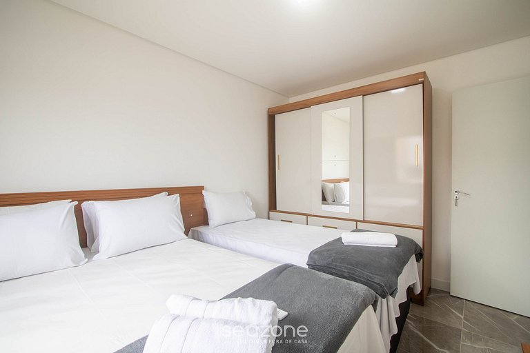 Apto a 350m del mar en condo. c/ parrilla PRY0101