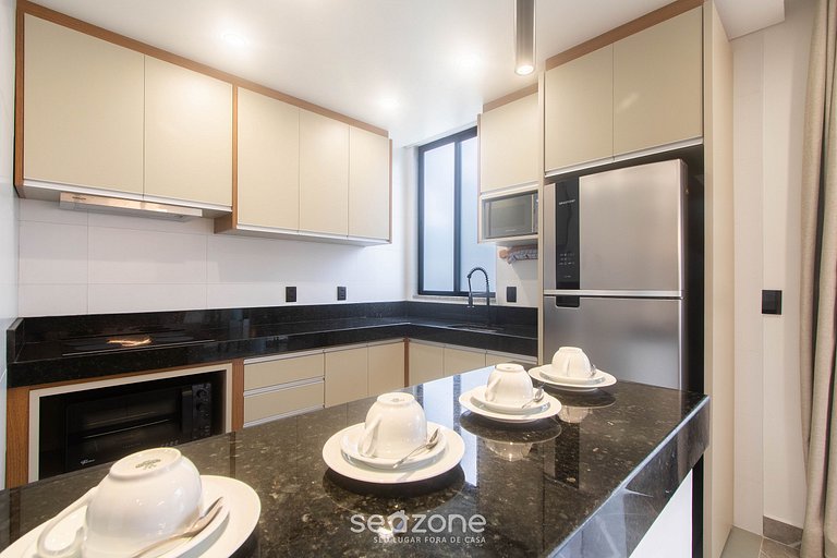 Apto en cond. c/ piscina a 350 m del mar PRY0004