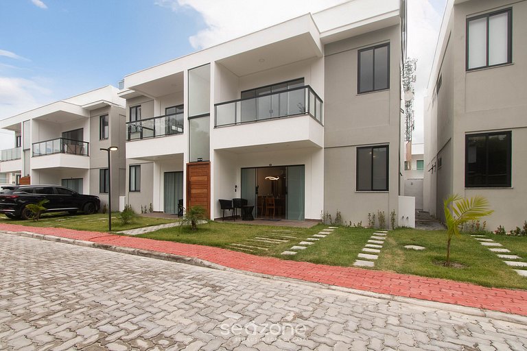 Apto em cond. c/ piscina a 350m da Praia PRY0004