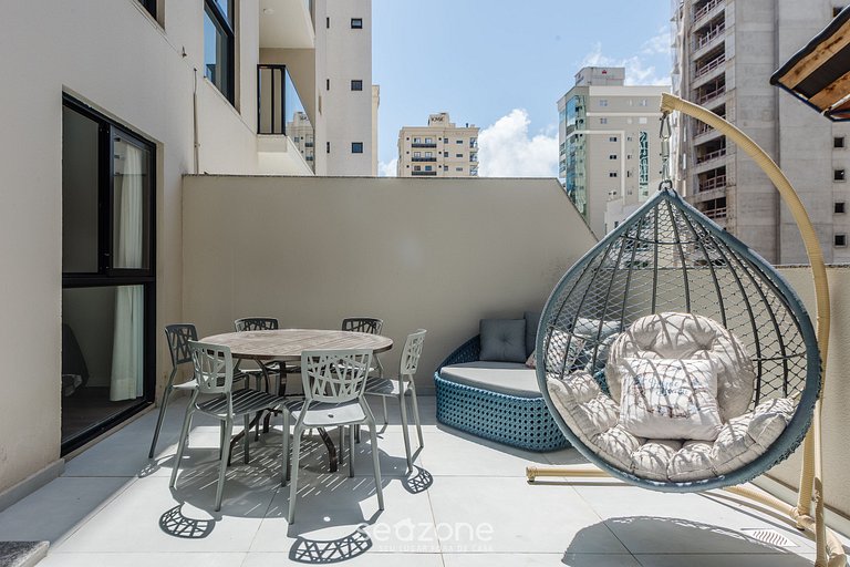 Apto c/ churrasq. privativa a 220m do Mar FFS0408