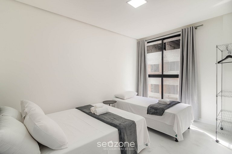 Apto c/ churrasq. privativa a 500m do Mar STW0702