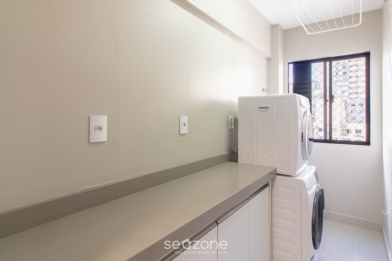 Apto 3 Quartos a 50 m da Orla Principal EOB0701