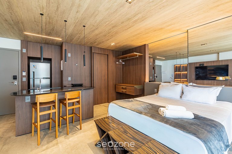 Estudio c/ vista lateral al mar y balcón | NWT1104