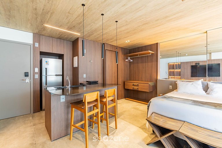 Estudio c/ vista lateral al mar y balcón | NWT1104